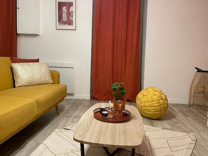 Comme un Air de Provence à Blois Apartamento Exterior foto